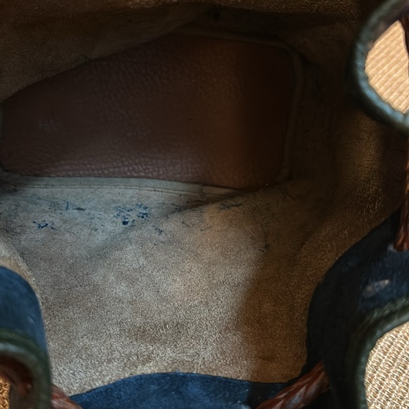 Vintage 1980s Dooney & Bourke all weather pebbled leather drawstring bag - Picture 13 of 14